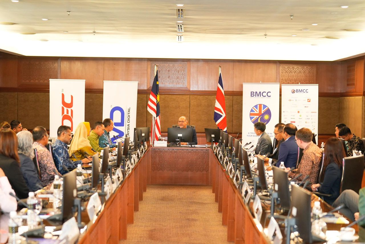 2. Roundtable discussion with Minister of Digital