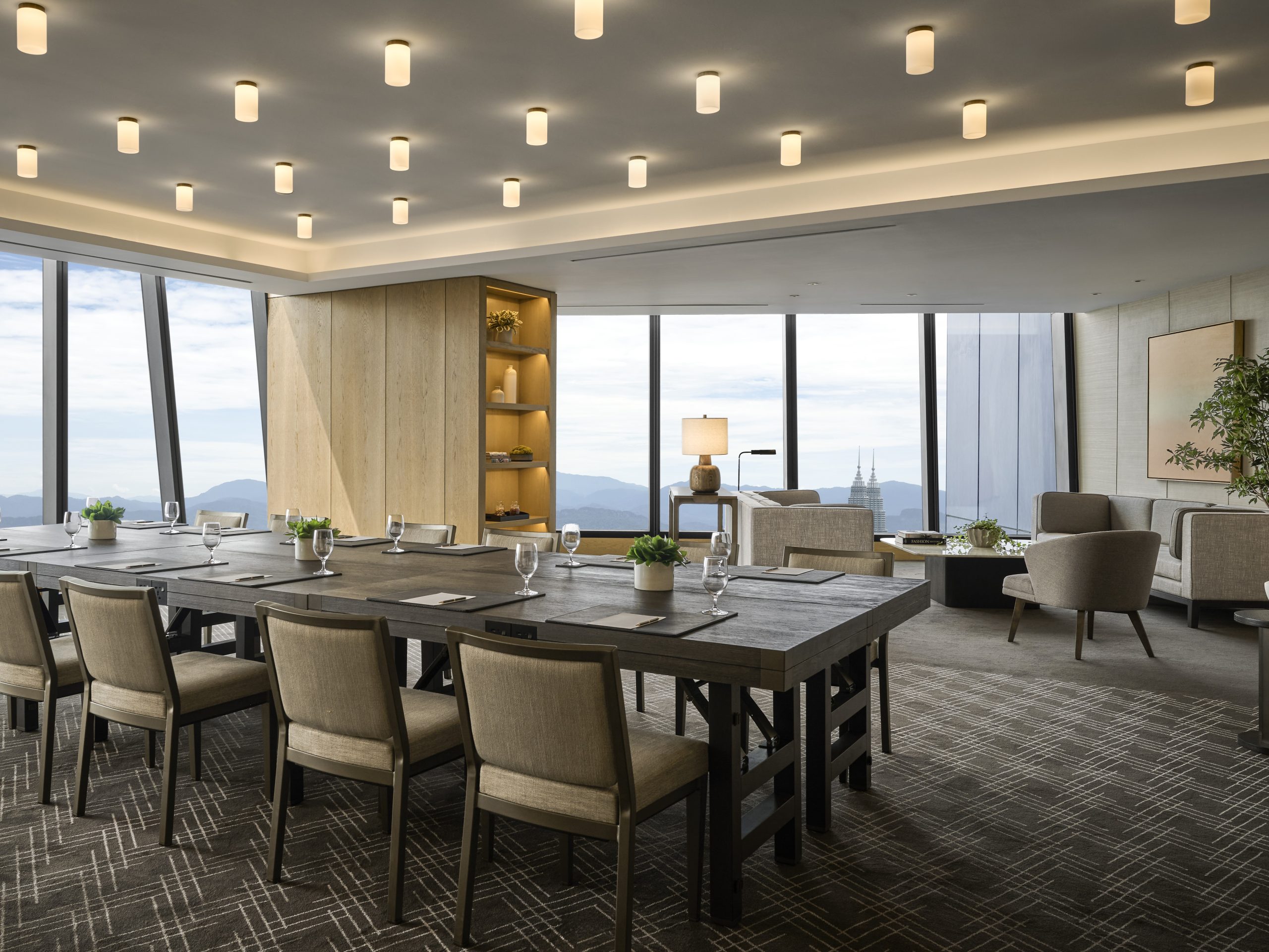 PHKL-Boardroom-Meeting-Setup